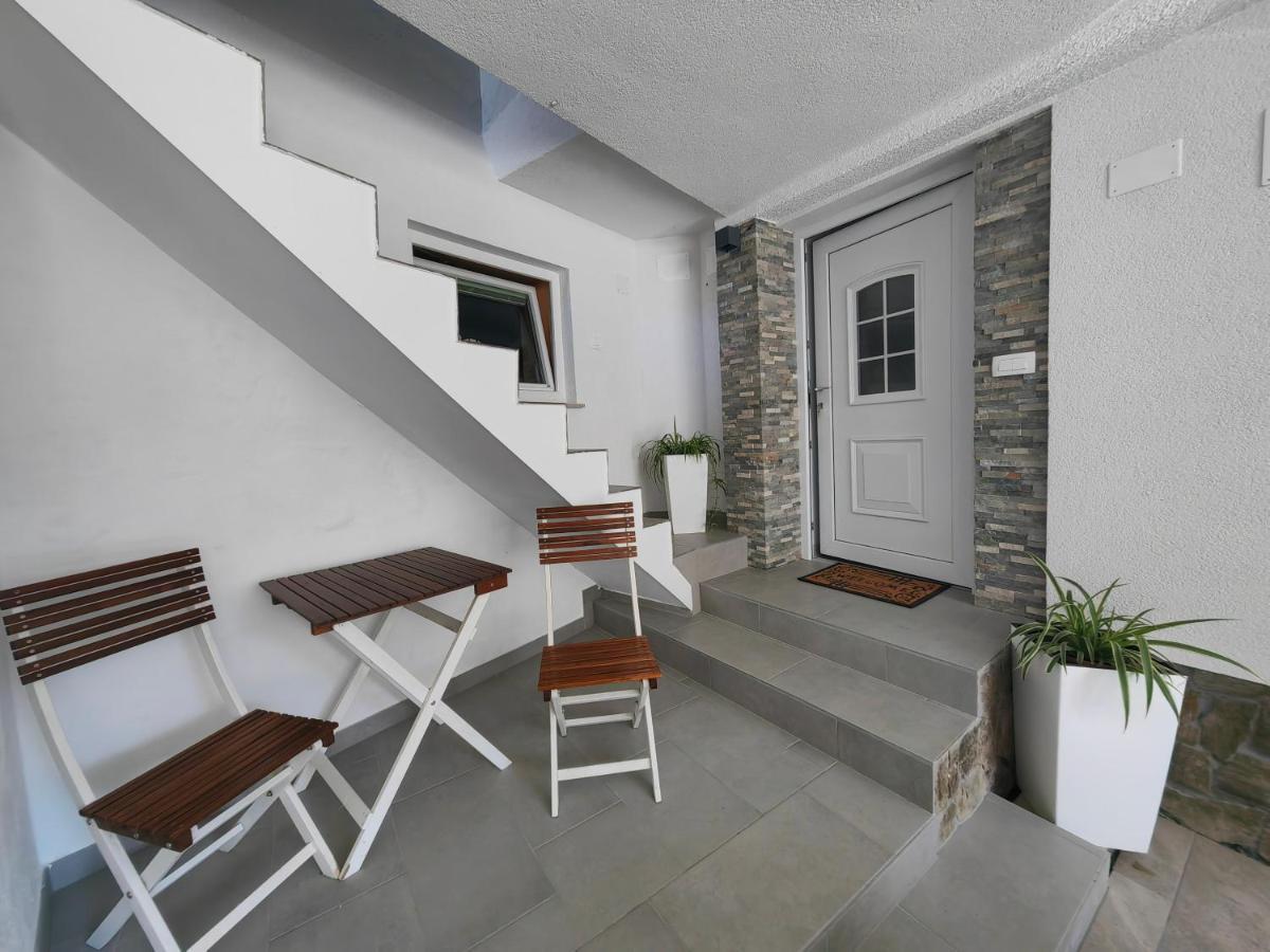 Apartma Bela بوهينيسكا بيلا المظهر الخارجي الصورة